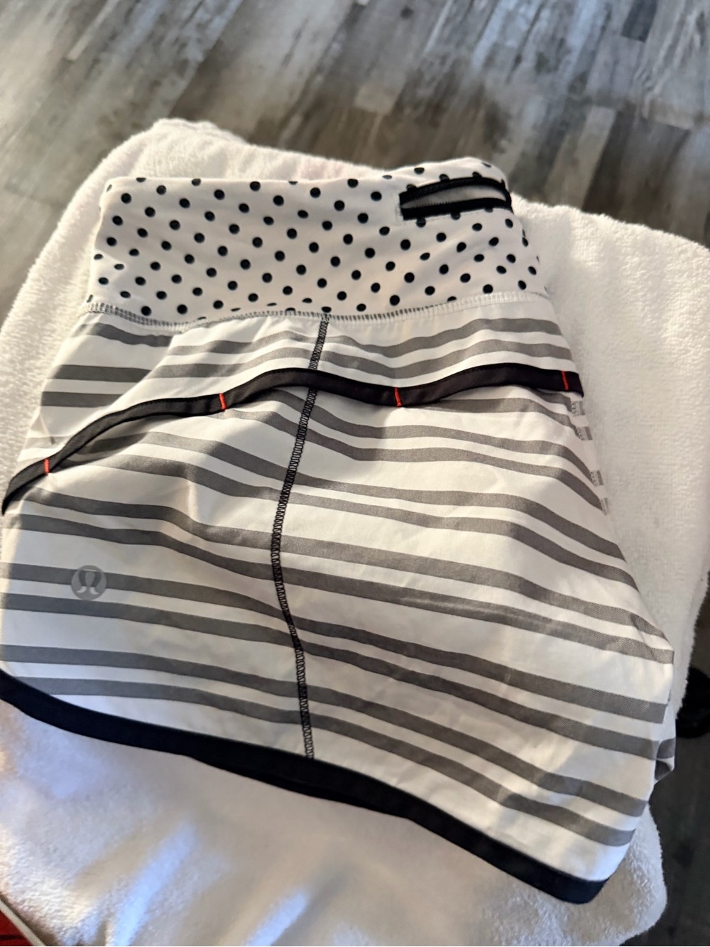 Lululemon Gray & White Striped Athletic Skirt